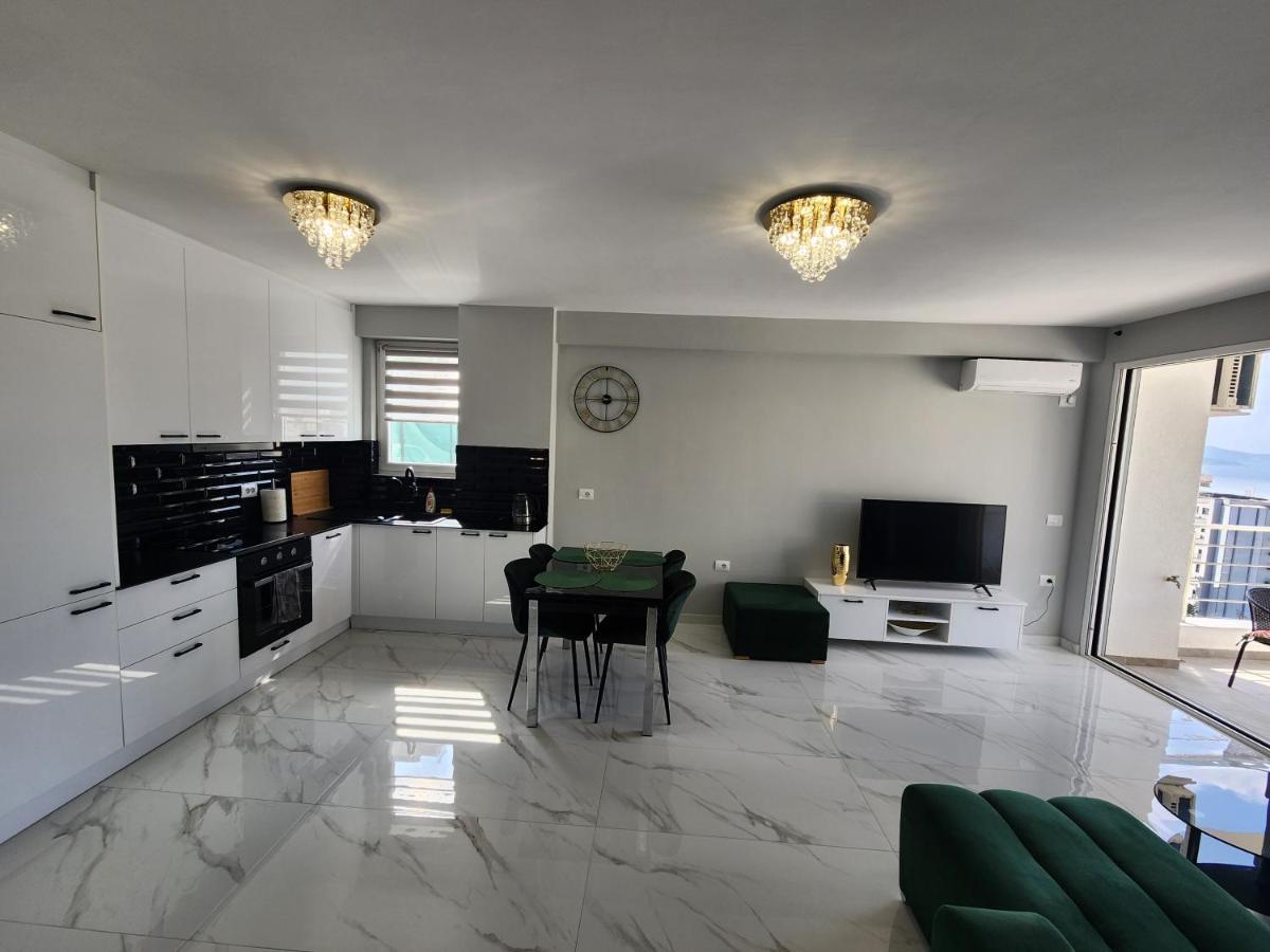 Amazing Sea View Apartment Sarande Exterior photo